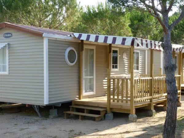 Camping Neptuno Hotel Pals Eksteriør billede